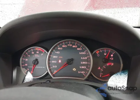 2004 Pontiac Grand Prix Gt2 z USA, uszkodzony, nr VIN 2G2WS522341236060